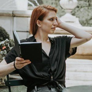 Meet your Posher, Becca